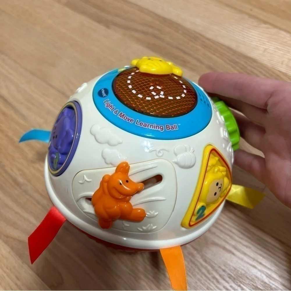 Vtech Light & Move Learning Ball Baby Toy Sounds Music